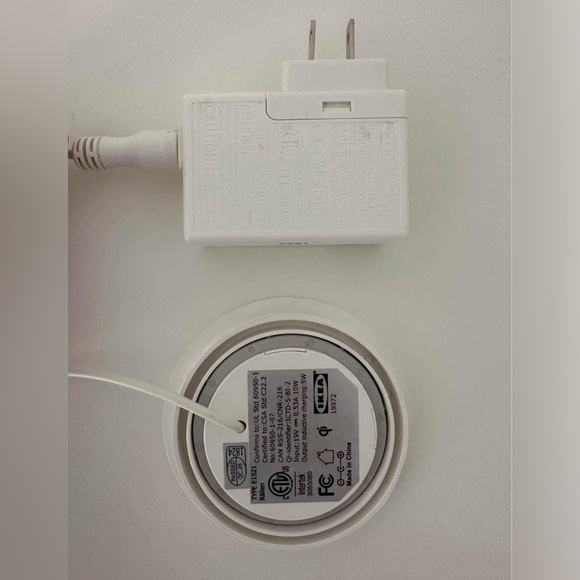 IKEA wireless charger for forniture - Picture 2 of 2